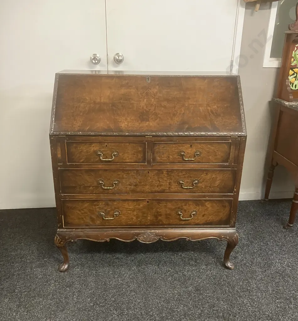 Antique Polished Burr Walnut Large Ladies Bureau / Secretary Desk With Keys. H101 W92 D44cm Image 1++