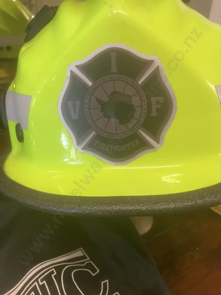 United States Antartic Program Labeled Pacific Helmets Type 3-Bushfire Fighting Helmet With Carry Bag, (BR9C) Image 1++