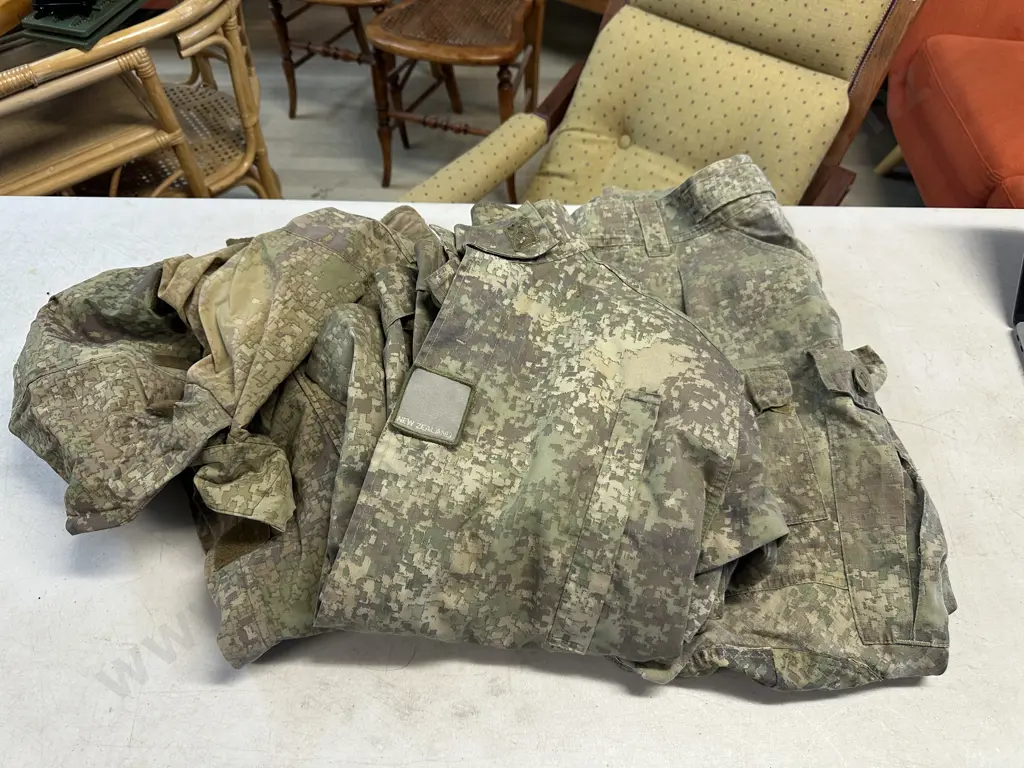 New Zealand Army Defence Force Multi-Terrain Camouflage Uniform Field Shirt, Pants & Wet Weather Jacket. Image 1++