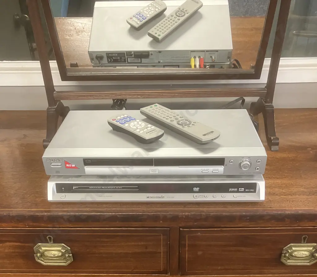 Sony CD/DVD Player DVP-NS330 With Remote & Panasonic DVD/CD Player DVD-S32 With Remote Image 1++