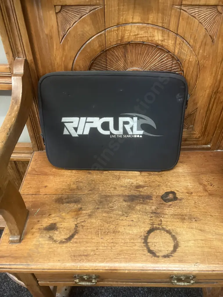 Vintage Rip Curl Laptop Sleeve, Nintendo Mario The Original Since 1981 Size L T-Shirt Image 1++