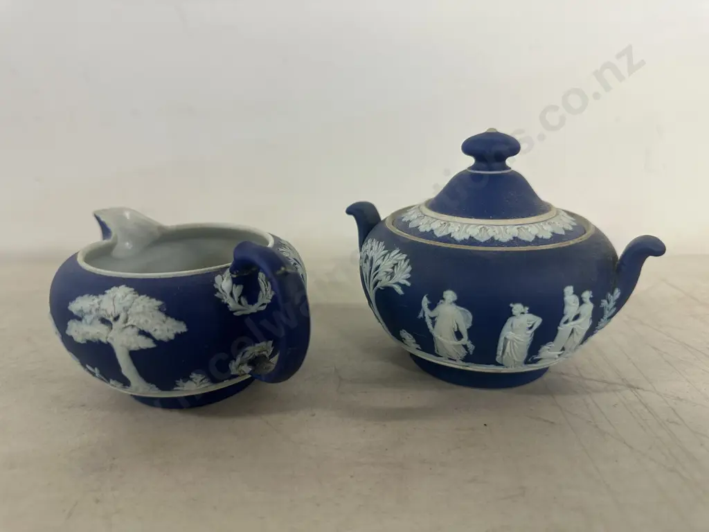 Vintage Wedgwood Cobalt Blue Jasperware Sugar Bowl & Creamer (af) Image 1++