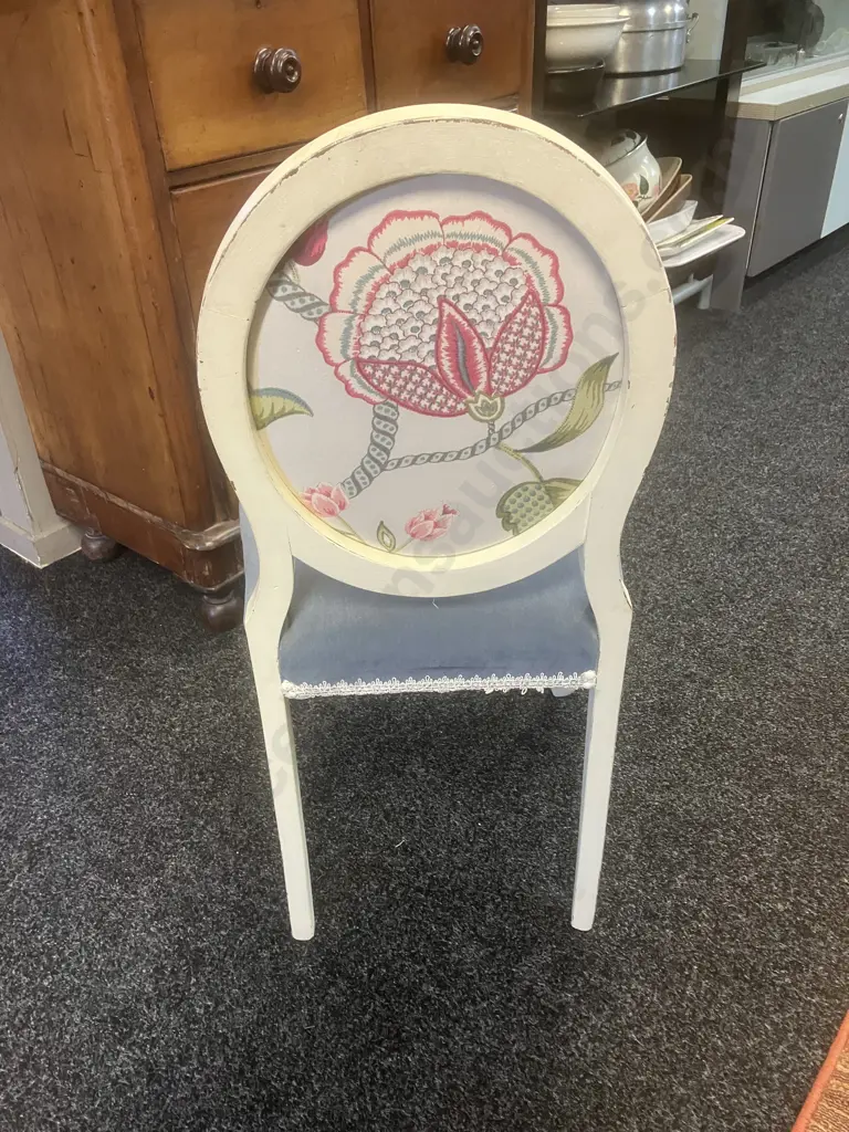 Vintage Shabby Chic Bedroom Chair, Button Backed. H84.5 W43 D38cm Image 1++