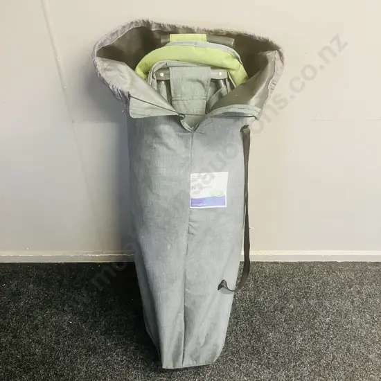 Nouveau Deluxe Escape Moon Camping Chair