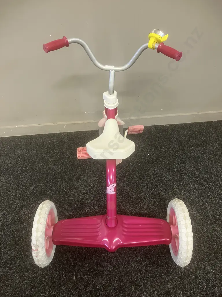 Cyclops Pink Kids Trike Image 1++
