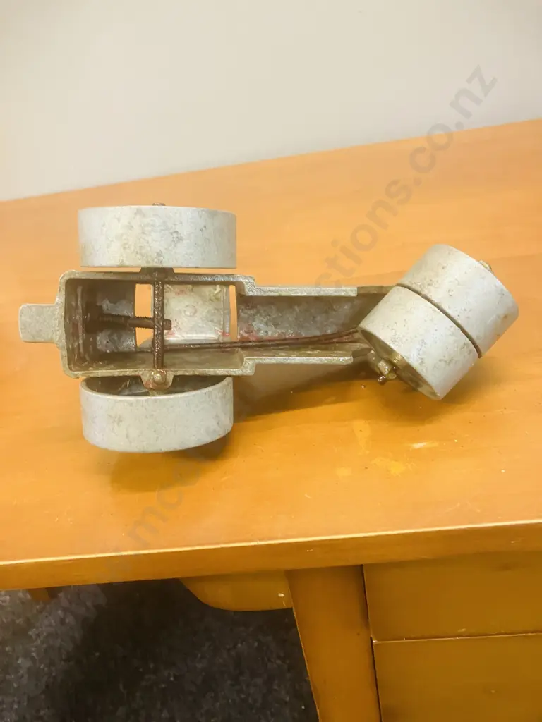 Jumbo Toys Aluminum Road Roller c1960s McKenzie & Bannister - Auckland. H130 L223 W106mm Image 1++
