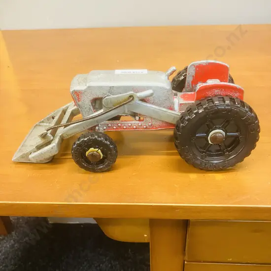 Fun Ho! No.801 Front End Loader Tractor L230mm (1979-1982)