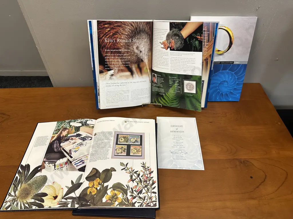 The NZ Stamp Collection 2002 & Collection Of Australian Stamps 1986 Image 1++