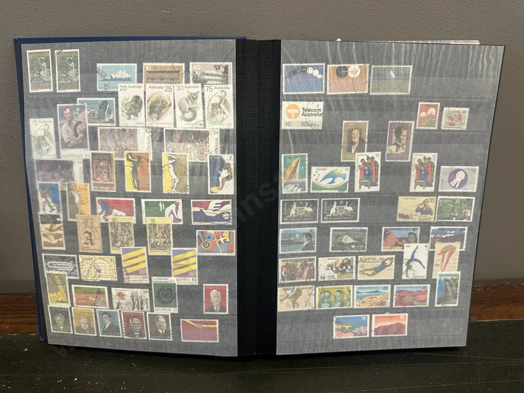 Australian Stamps 1913 - 2000 In Lighthouse Basic Stockbook Image 1++