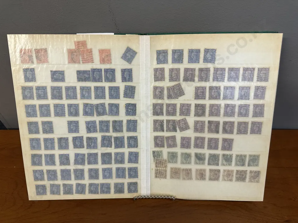 British Stamps In Lighthouse LW 4/8 Stockbook - Some Collectable & Valuable Image 1++