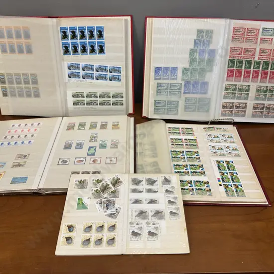 New Zealand Modern Stamps In Five Albums Including Lighthouse Stockbooks