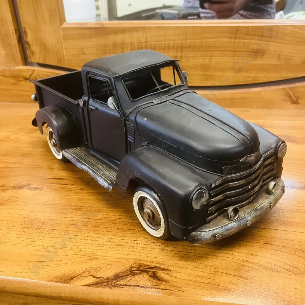 1950 Chev Pickup Black Tin Model. L34cm Image 1++