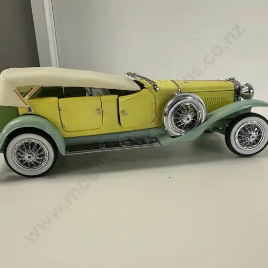 1987 Franklin Mint Precision Models 1930 Duesenburg J Durham Tourster Model Car