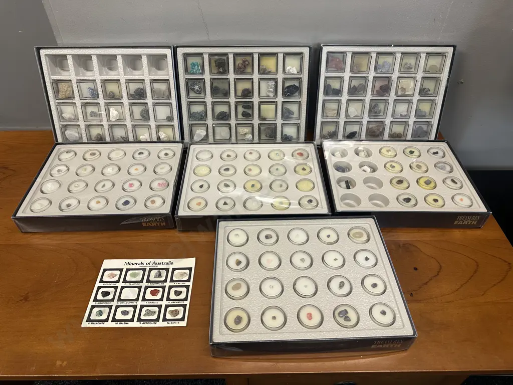 Treasury Of The Earth Gemstones & Minerals Collection - 7 x Trays Image 1++