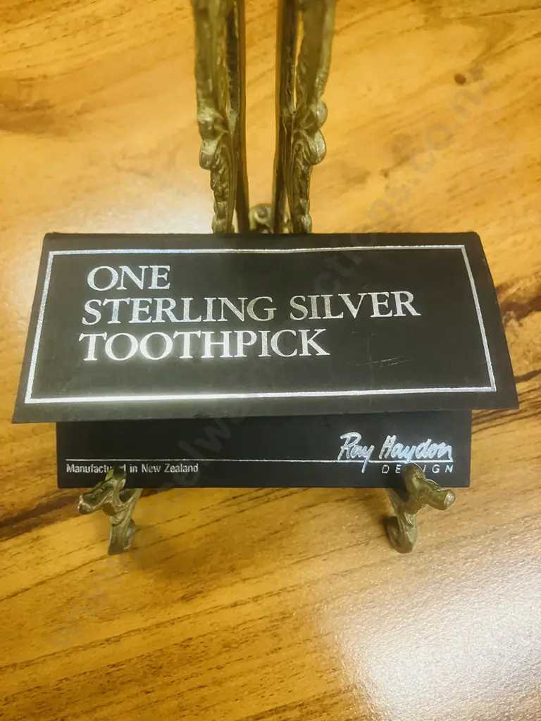 Roy Haydon Design (New Zealand) Sterling Silver Toothpick Image 1++
