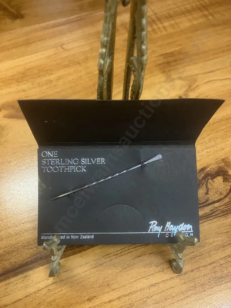 Roy Haydon Design (New Zealand) Sterling Silver Toothpick Image 1++