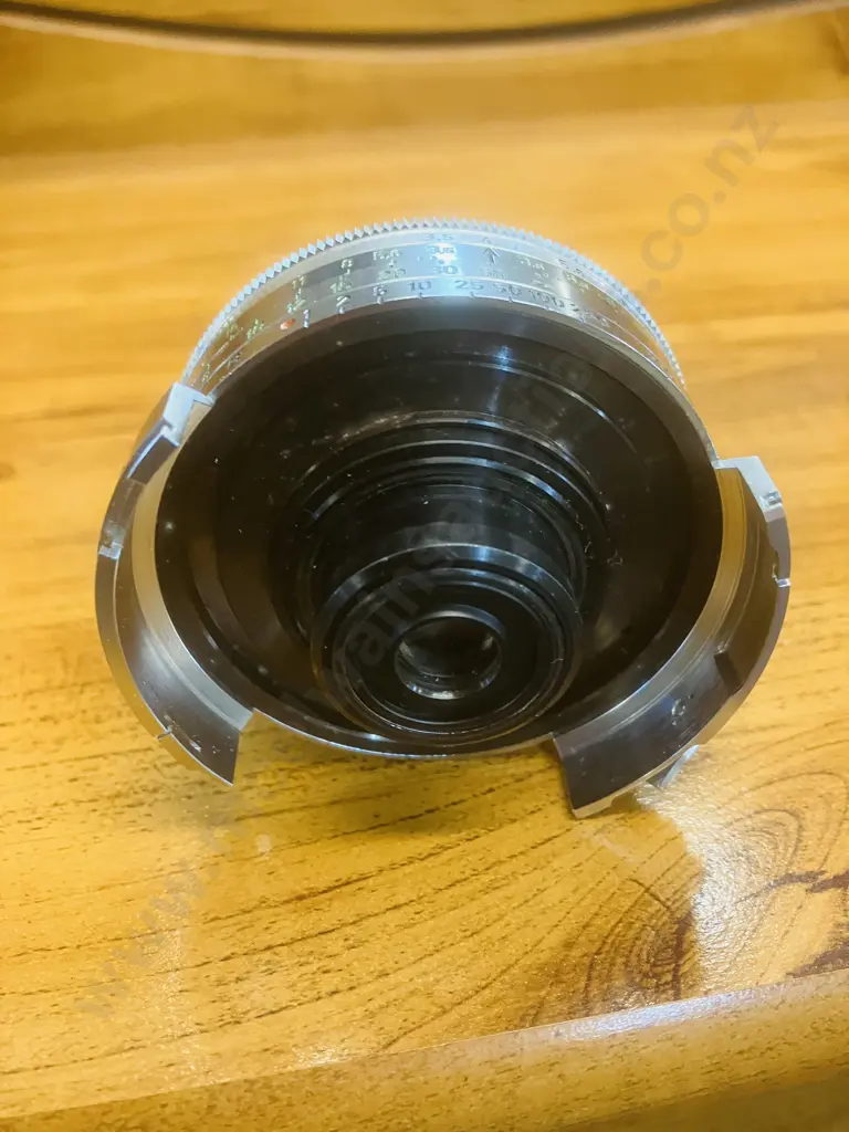 Voigtlander Prominent Cameras With 4 Lenses -  Nokton 1:1.5/50, Ultron 1:2/50, Dynaron 1:4.5/100 & Skoparon 1:3.5/35 Image 1++