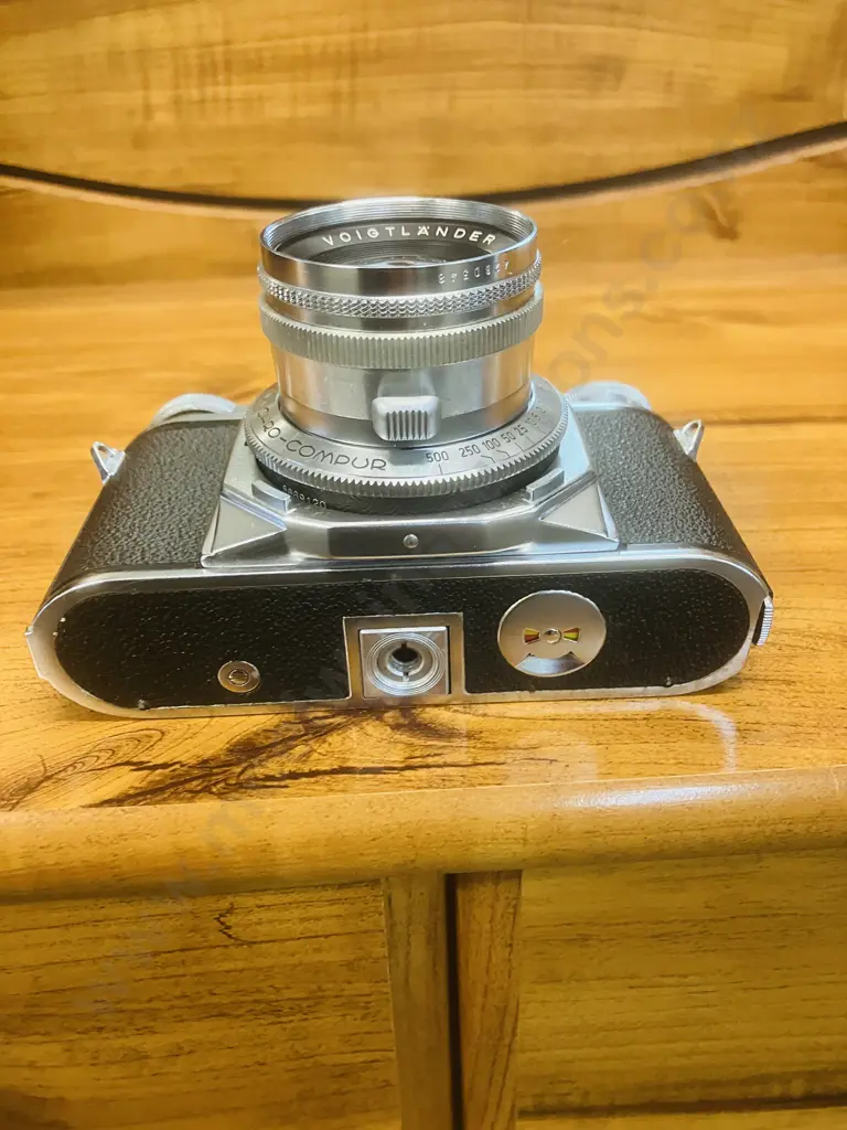 Voigtlander Prominent Cameras With 4 Lenses -  Nokton 1:1.5/50, Ultron 1:2/50, Dynaron 1:4.5/100 & Skoparon 1:3.5/35 Image 1++