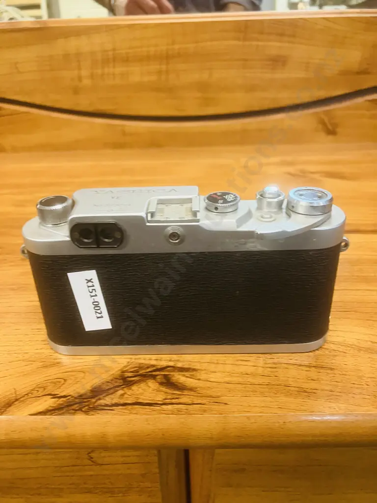 Yashica YE 35mm Rangefinder Camera Japan 1959 #393094 With Soviet Macro INDUSTAR-69 Leica Screw Mount Lens Image 1++