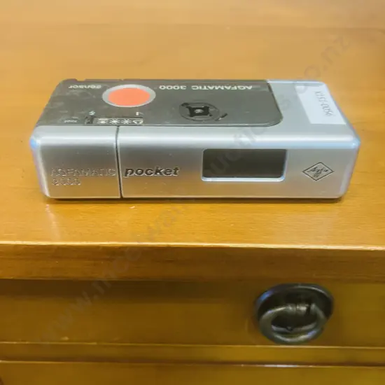 Agfamatic 3000 Pocket Film Camera 35mm