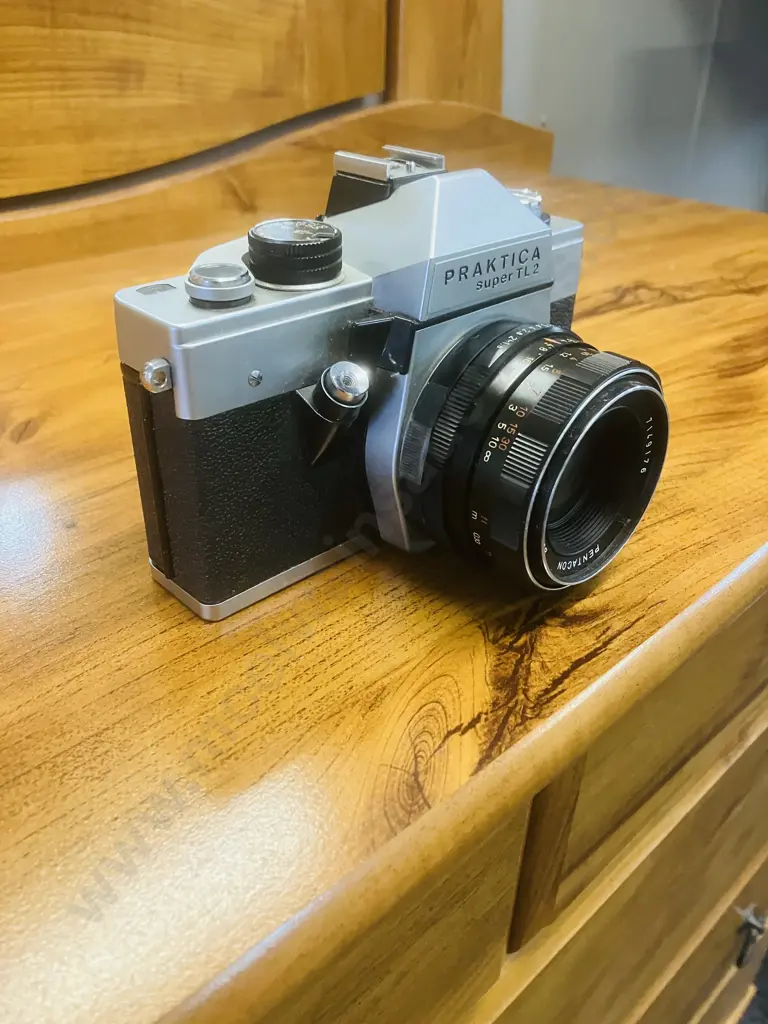 Pentacon Praktica Super TL2 SLR Camera With Pentacon Auto 1:8/50 Lens - East Germany 1975 to 1980 Image 1++