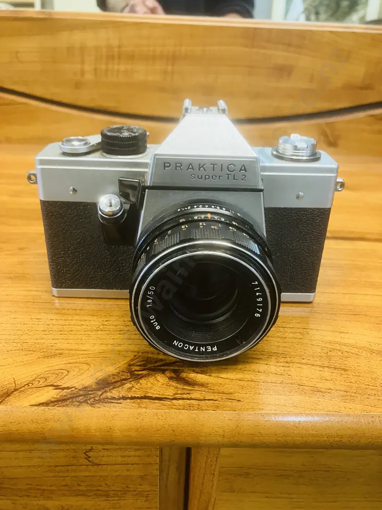 Pentacon Praktica Super TL2 SLR Camera With Pentacon Auto 1:8/50 Lens - East Germany 1975 to 1980 Image 1++