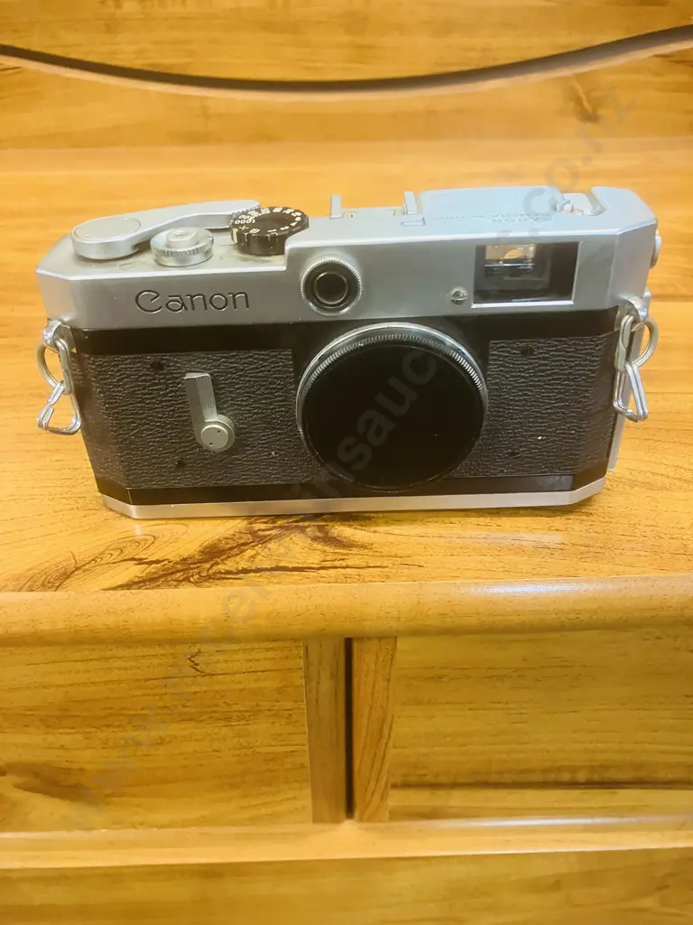 Canon P 35mm Rangefinder Film Camera #727685 LTM - 1958 to1961 JAPAN Image 1++