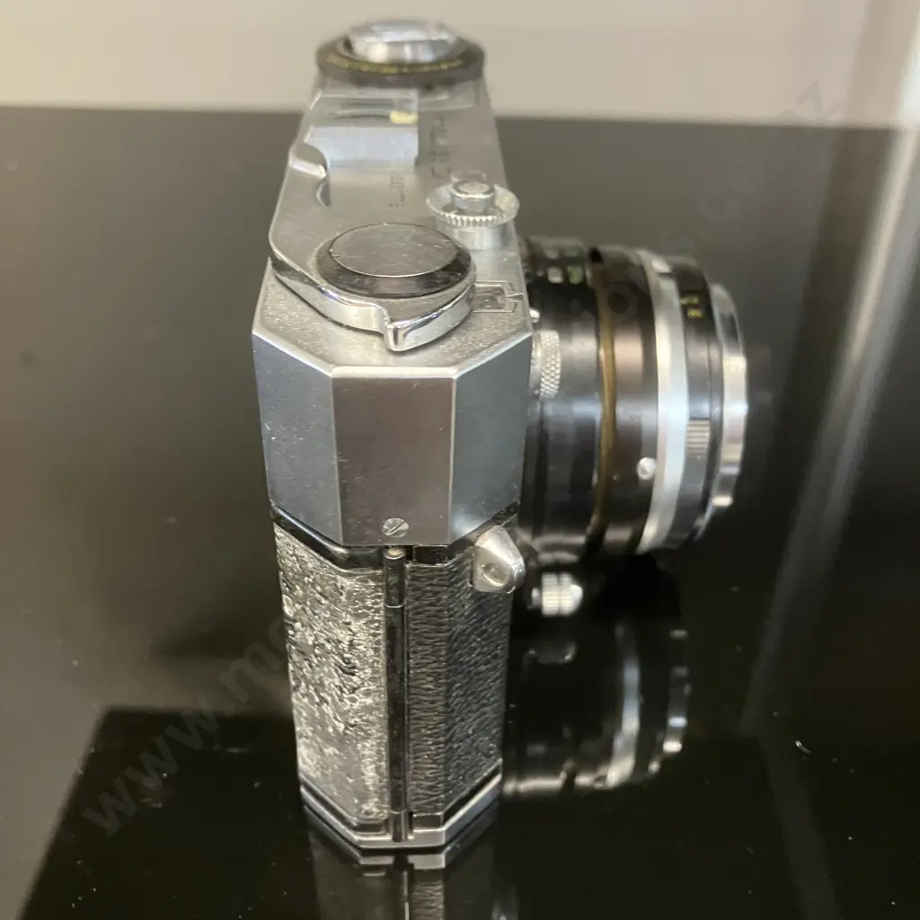 Aires 35 IIIS Rangefinder 35mm Film Camera (#2621772) With a Aires H Coral 45mm f/1.8 Lens (#966828) - Japan 1950s Image 1++