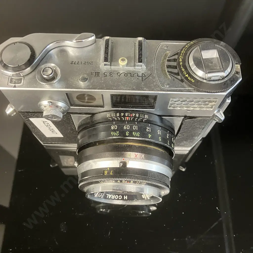 Aires 35 IIIS Rangefinder 35mm Film Camera (#2621772) With a Aires H Coral 45mm f/1.8 Lens (#966828) - Japan 1950s Image 1++