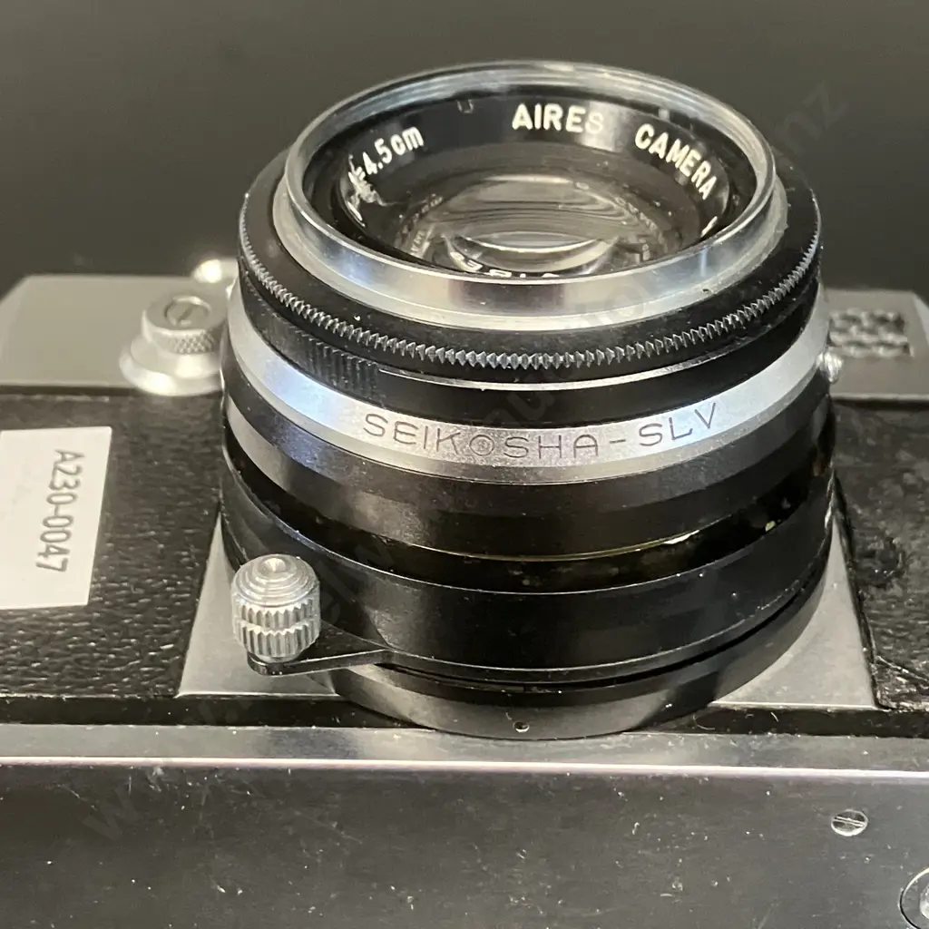 Aires 35 IIIS Rangefinder 35mm Film Camera (#2621772) With a Aires H Coral 45mm f/1.8 Lens (#966828) - Japan 1950s Image 1++