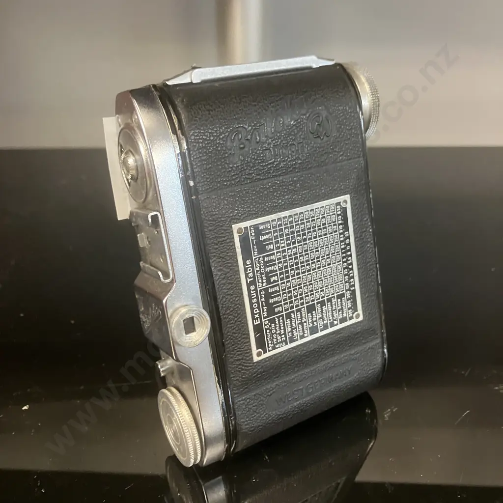 Balda Rigona; Balda-Werk Bünde; 1948-1955 Post War West Germany 35mm Rangefinder Folding Camera With a 50mm f3.5 Lens Image 1++