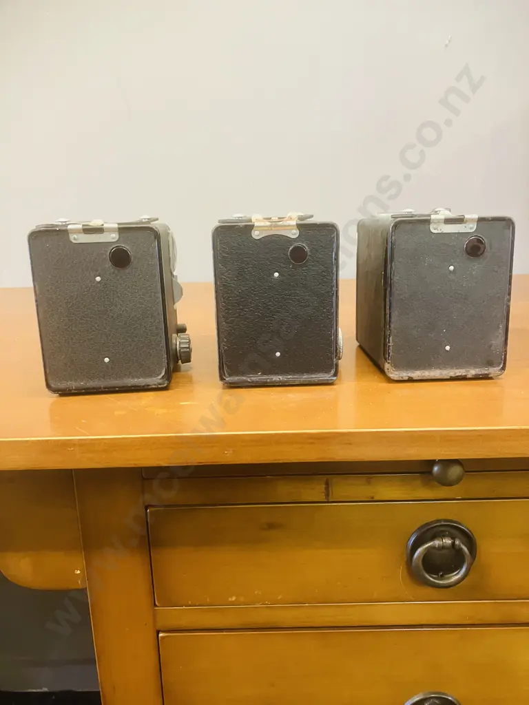 Kodak Brownie Model I Box Camera - c.1957-1960,  1950s Six-20 Model D & 1960s Brownie Flash II Image 1++