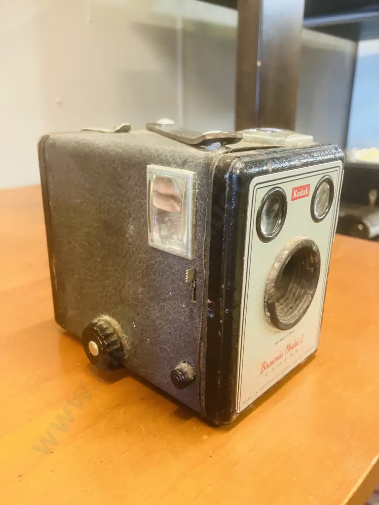 Kodak Brownie Model I Box Camera - c.1957-1960,  1950s Six-20 Model D & 1960s Brownie Flash II Image 1++