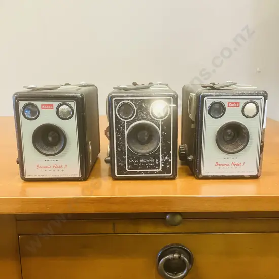 Kodak Brownie Model I Box Camera - c.1957-1960,  1950s Six-20 Model D & 1960s Brownie Flash II