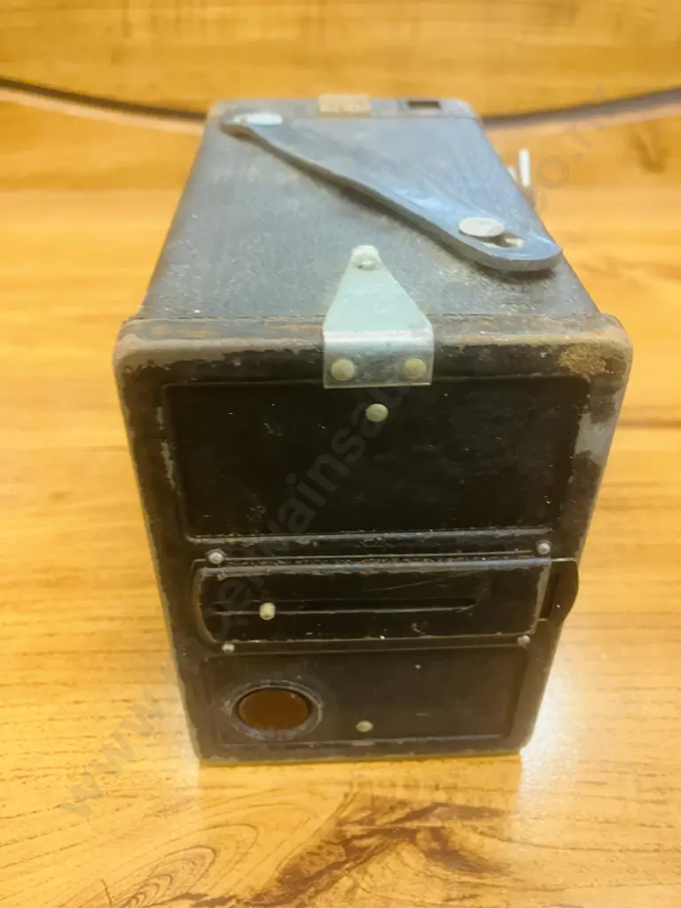 Vintage 1930s Houghton Butcher (England) May Fair Box Camera -120 Film Image 1++