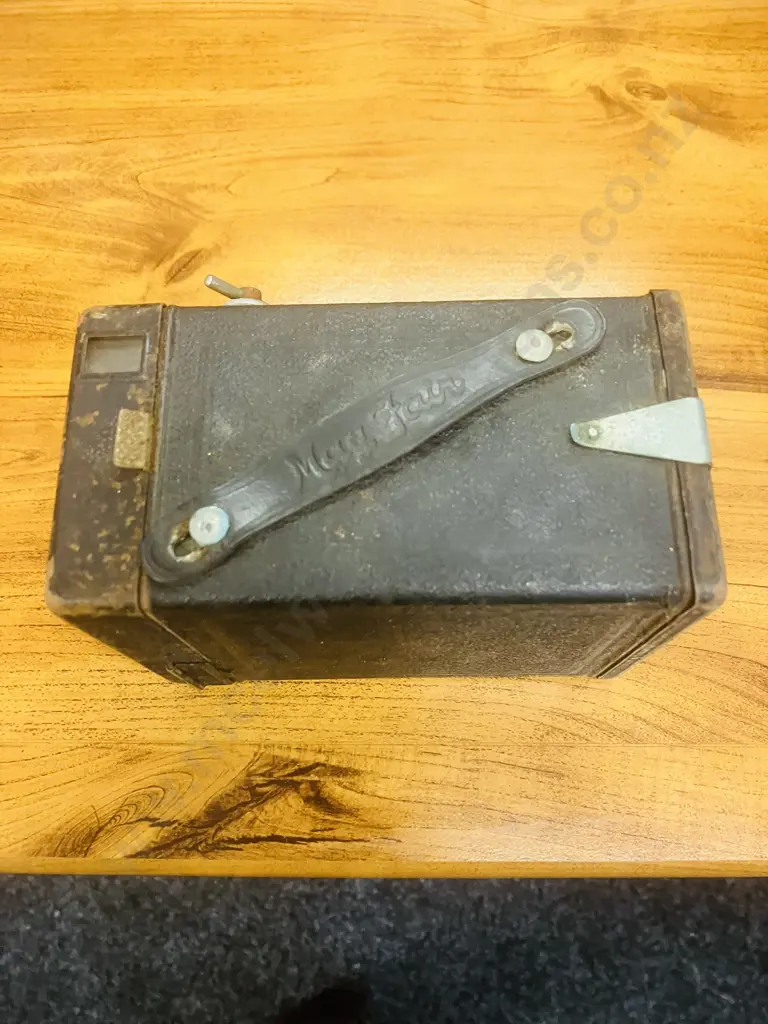 Vintage 1930s Houghton Butcher (England) May Fair Box Camera -120 Film Image 1++