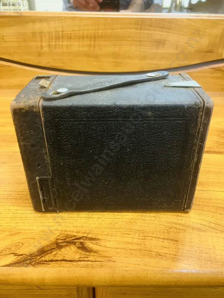 Vintage 1930s Houghton Butcher (England) May Fair Box Camera -120 Film Image 1++