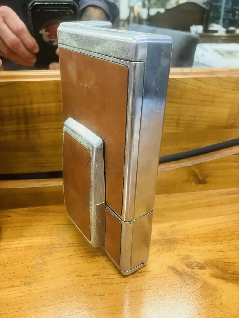 Vintage 1970’s Polaroid SX-70 Land Camera With Leather Case Image 1++