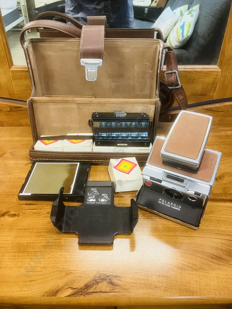 Vintage 1970’s Polaroid SX-70 Land Camera With Leather Case, Flash Bars, Tripod Mount Etc Image 1++