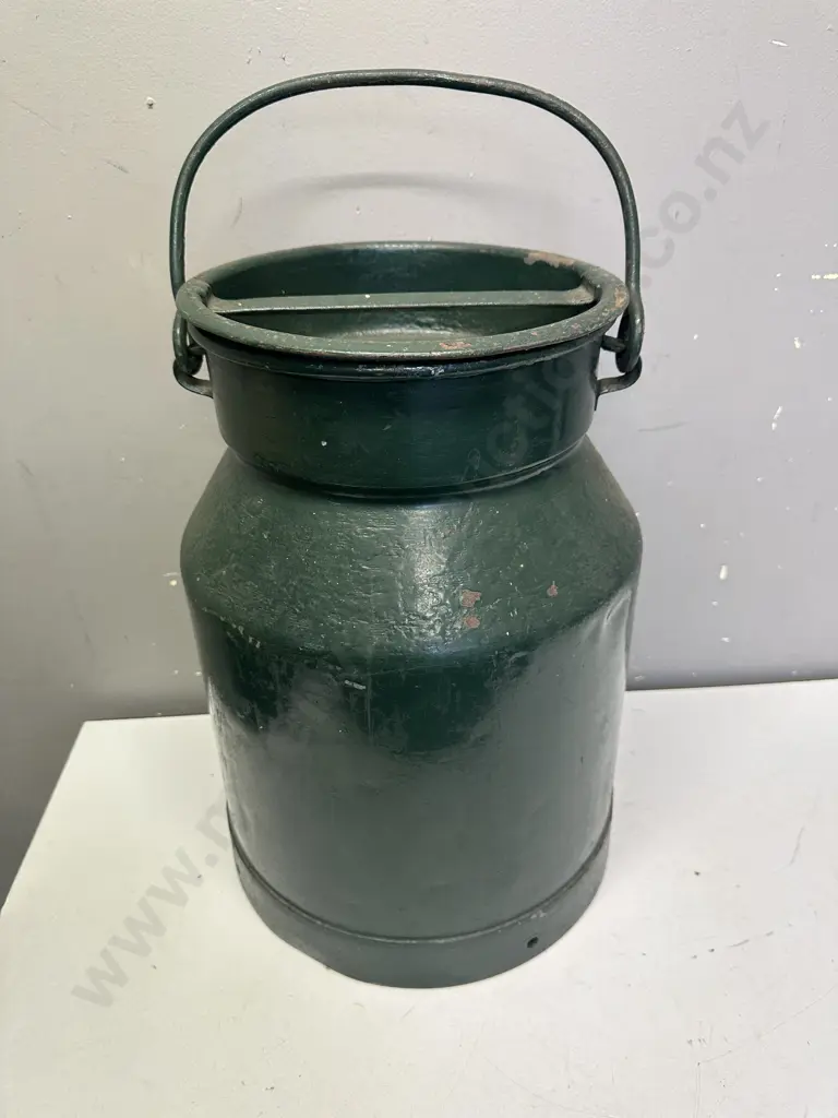 Vintage Cream Can Painted Green H44cm. Image 1++