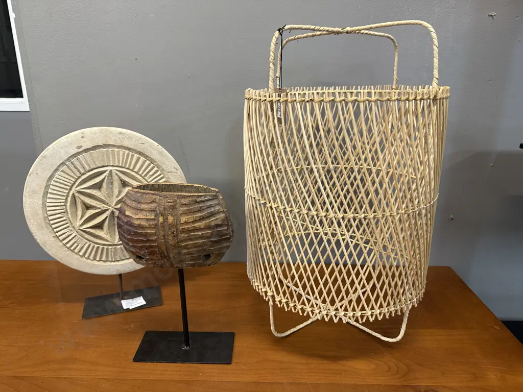 Bear & Fox Handmade Delilah Lamp Shade. 50 x 30cm & Handcrafted Chapati On a Stand, Wooden Basket On Stand Image 1++