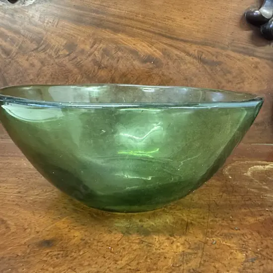 Green Round Art Glass Bowl H11.5,Dia26cm.