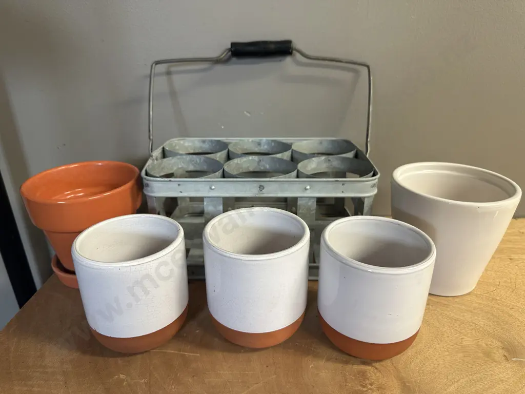 Selection Of Small Garden Pots & Six Bottle Holder Image 1++
