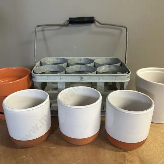 Selection Of Small Garden Pots & Six Bottle Holder
