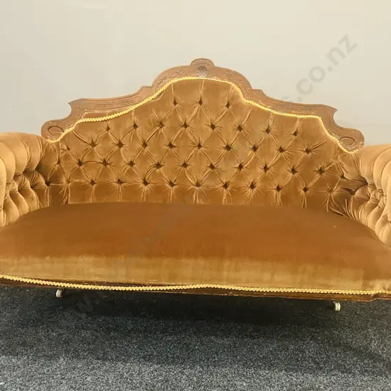 Victorian Carved Mahogany Button Back Settee With Bakelite Castors. H99 W163 D66cm