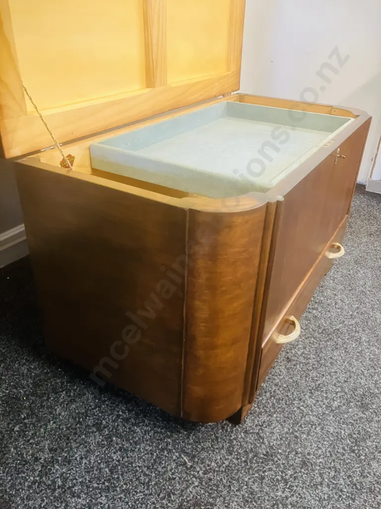 An Art Deco Mahogany Veneer Blanket Box by Alan M Murie Ltd (Auckland). With Key, Lined Inner Box. H50 W91 D45cm Image 1++