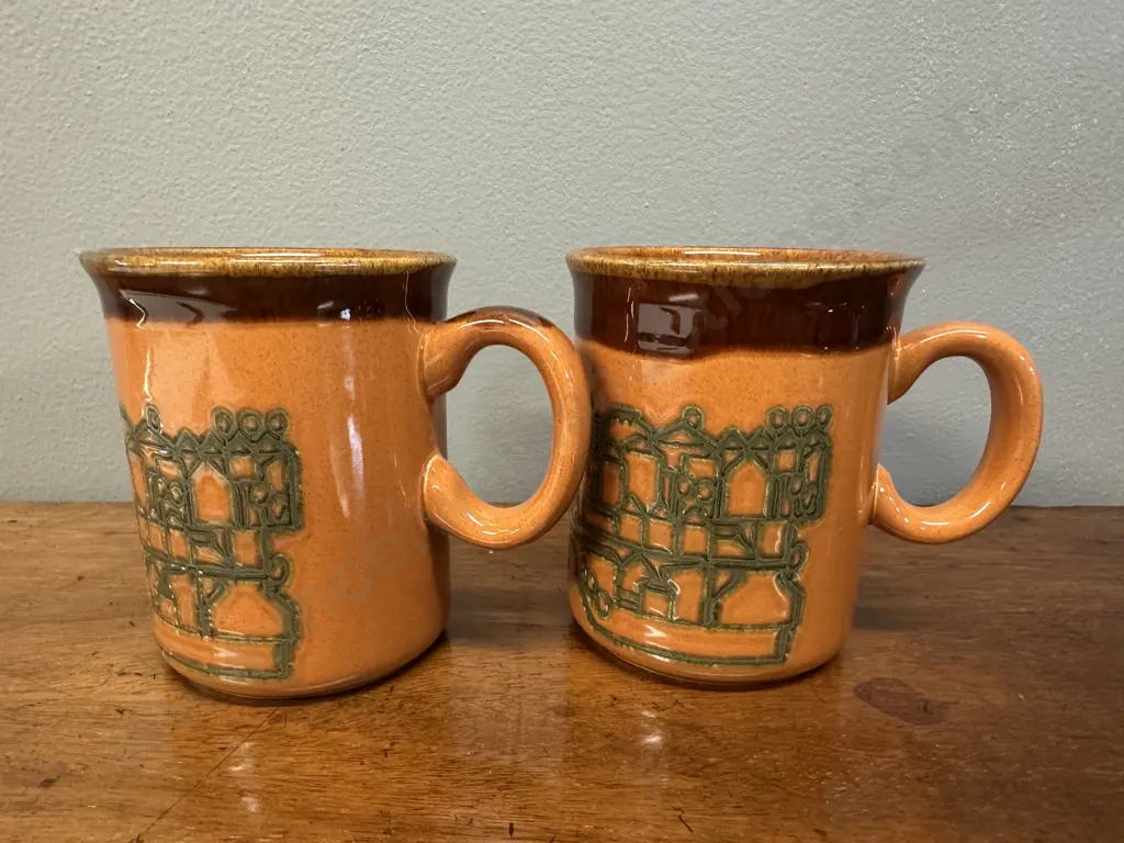 Pair Of Crown Lynn Coffee Mugs Image 1++
