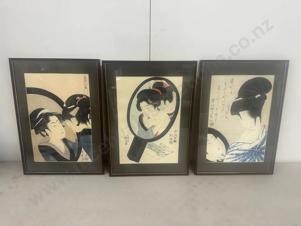Set Of Three Vintage Japanese Woodblock Prints By Utamaro 50x36cm. Image 1++