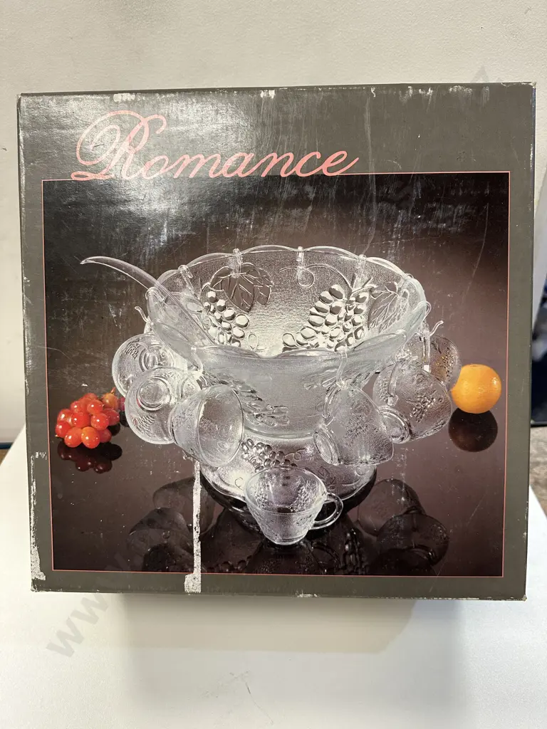Romance Punch Set  Image 1++
