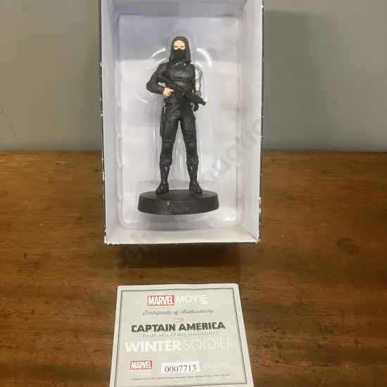 Winter Soldier Captain America 'The Winter Soldier' Eaglemoss Statue Marvel Figure 2016 with COA